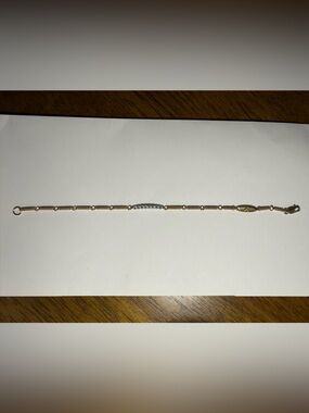 LAGOS caviar 18k YG diamond bracelet.